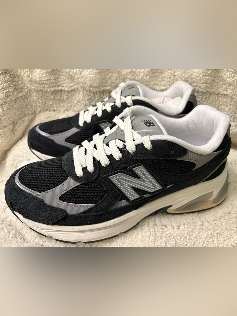 New Balance Black, Gray & White Athletic Sneakers - Abzorb 2010